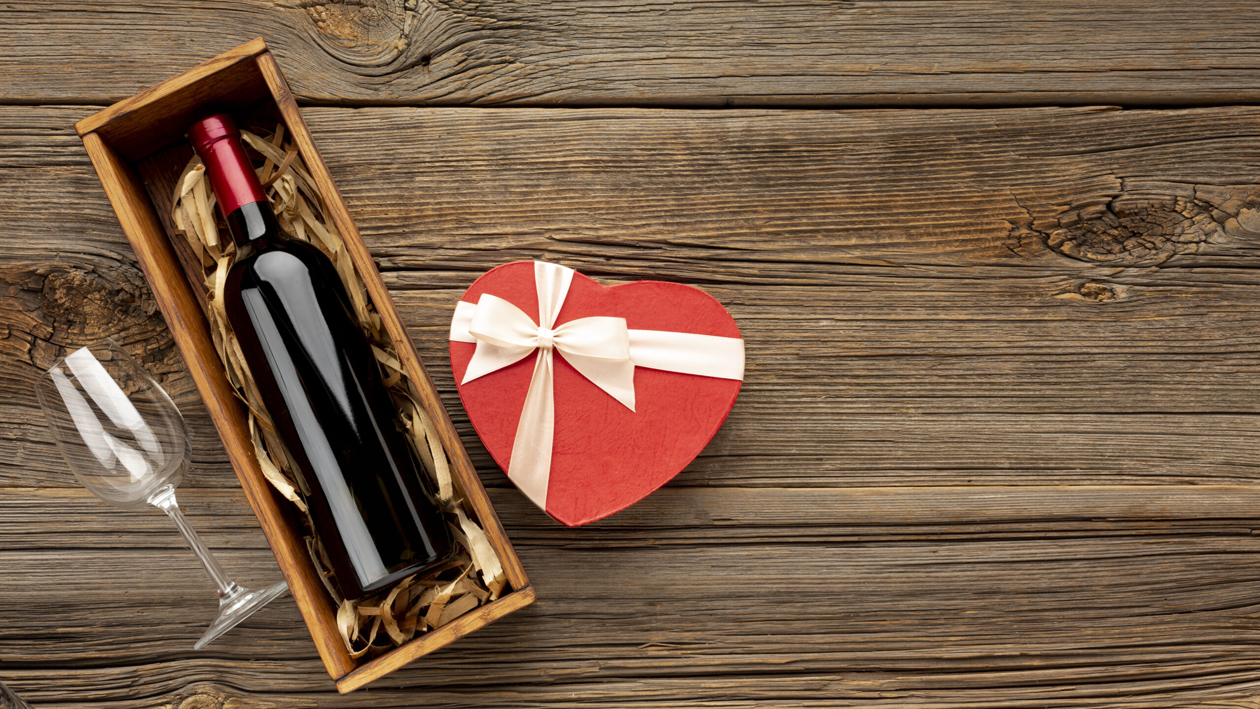 Ideas originales con vinotecas para regalar y acertar siempre